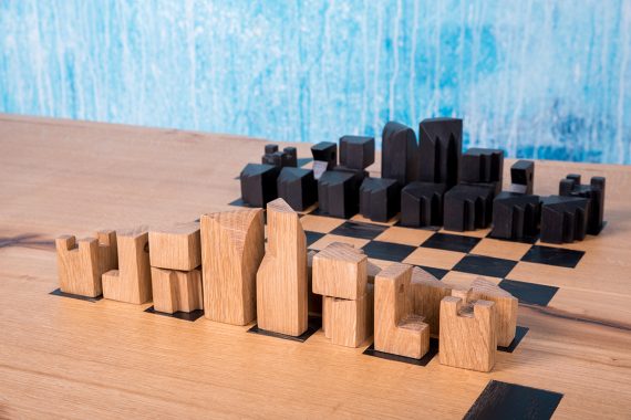 Jídelní stůl Šachy
